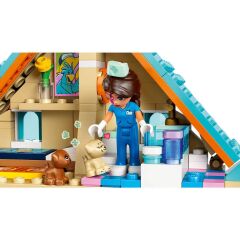 42651 Lego Friends At ve Evcil Hayvan Veteriner Kliniği 428 parça +7 yaş