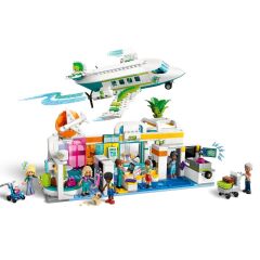 42656 Lego Friends Heartlake City Havaalanı 958 parça +8 yaş